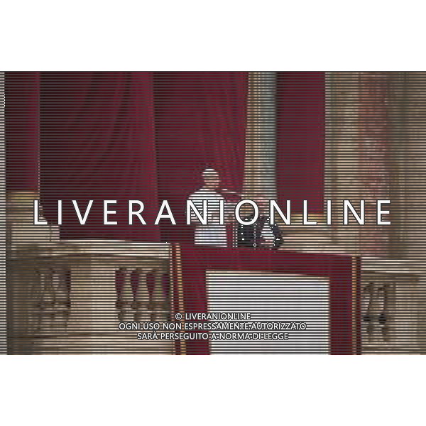 Città del Vaticano - 11 Maggio 2025 Papa Leone XIV appare al balcone centrale della Basilica di San Pietro per la sua prima benedizione domenicale dopo la sua elezione, in Piazza San Pietro in Vaticano Nella Foto: Papa Leone XIV  Andrea Bracaglia - AGENZIA ALDO LIVERANI SAS