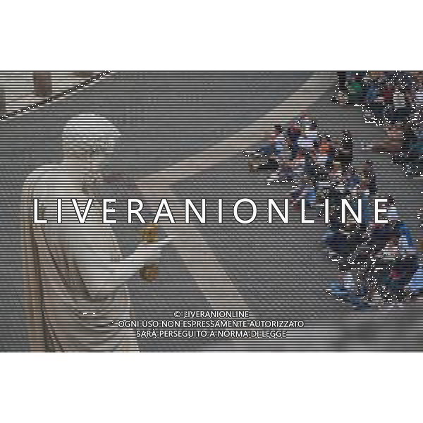 Città del Vaticano - 11 Maggio 2025 Papa Leone XIV appare al balcone centrale della Basilica di San Pietro per la sua prima benedizione domenicale dopo la sua elezione, in Piazza San Pietro in Vaticano Nella Foto: Papa Leone XIV  Andrea Bracaglia - AGENZIA ALDO LIVERANI SAS