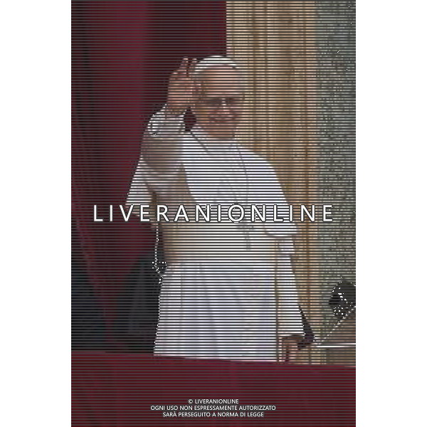 Città del Vaticano - 11 Maggio 2025 Papa Leone XIV appare al balcone centrale della Basilica di San Pietro per la sua prima benedizione domenicale dopo la sua elezione, in Piazza San Pietro in Vaticano Nella Foto: Papa Leone XIV  Andrea Bracaglia - AGENZIA ALDO LIVERANI SAS