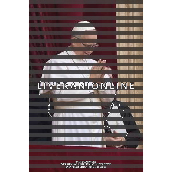 Città del Vaticano - 11 Maggio 2025 Papa Leone XIV appare al balcone centrale della Basilica di San Pietro per la sua prima benedizione domenicale dopo la sua elezione, in Piazza San Pietro in Vaticano Nella Foto: Papa Leone XIV  Andrea Bracaglia - AGENZIA ALDO LIVERANI SAS