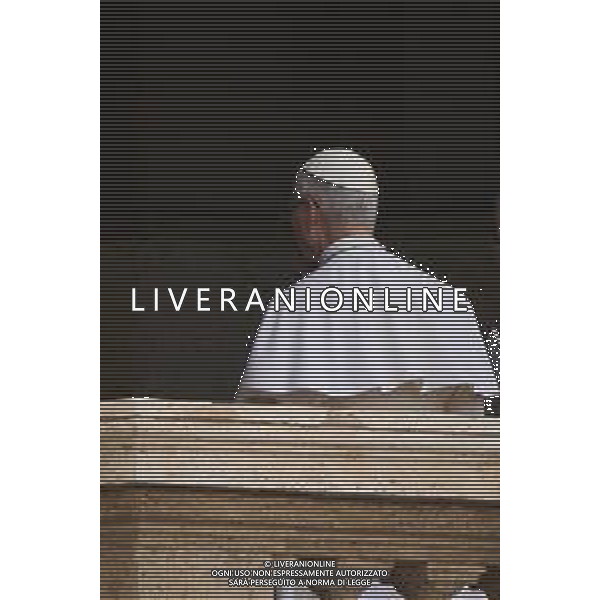 Città del Vaticano - 11 Maggio 2025 Papa Leone XIV appare al balcone centrale della Basilica di San Pietro per la sua prima benedizione domenicale dopo la sua elezione, in Piazza San Pietro in Vaticano Nella Foto: Papa Leone XIV  Andrea Bracaglia - AGENZIA ALDO LIVERANI SAS