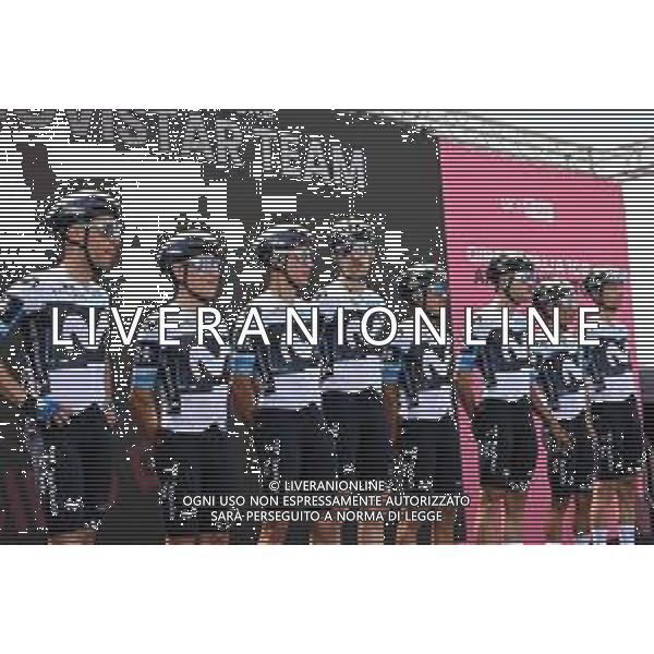 11-05-2025 Giro D\'italia; Tappa 03 Vlore - Vlore; 2025, Movistar; Vlore; ©SIROTTI - AGENZIA ALDO LIVERANI SAS