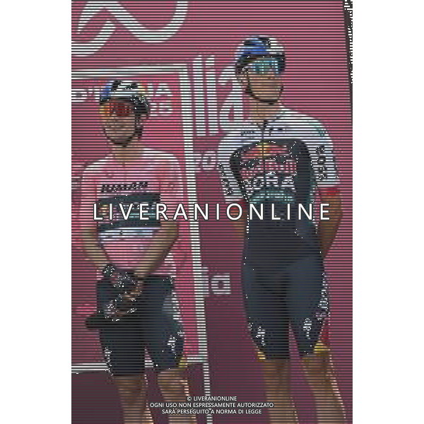11-05-2025 Giro D\'italia; Tappa 03 Vlore - Vlore; 2025, Red Bull - Bora Hansgrohe; Roglic, Primoz; Pellizzari, Giulio; Vlore; ©SIROTTI - AGENZIA ALDO LIVERANI SAS