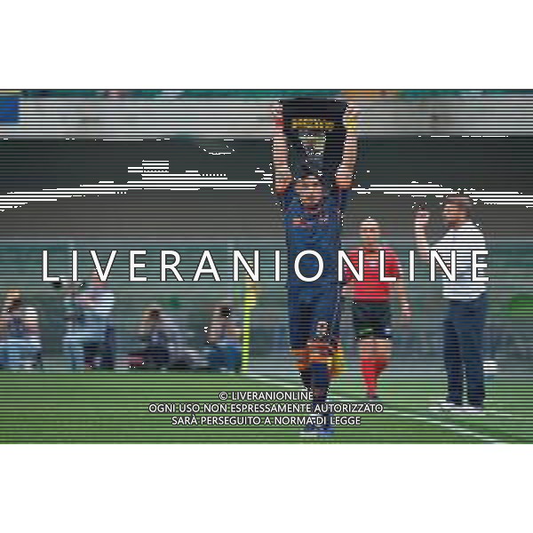 TVEM May 11, 2025 Verona, Italy - Hellas Verona vs US Lecce - Italian soccer serie A 2024/25 - Marcantonio Bentegodi Stadium. In the pic: Nikola Krstovic of US Lecce celebrates after scoring a goal for Graziano Fiorita foto emmanuele mastrodonato-ag aldo liverani sas