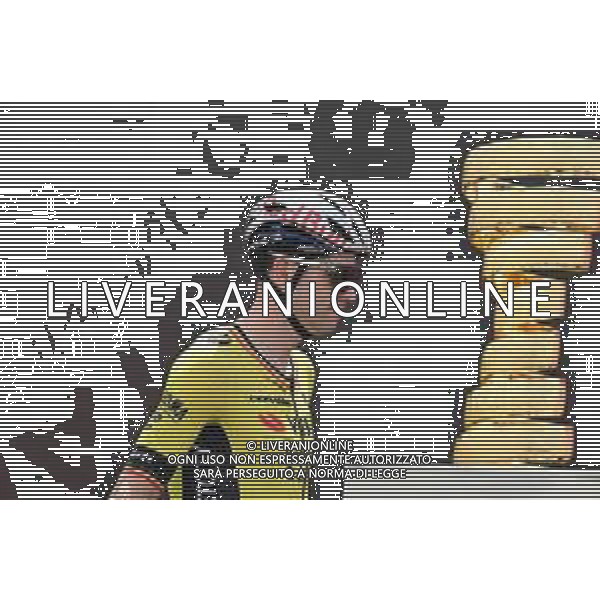 11-05-2025 Giro D\'italia; Tappa 03 Vlore - Vlore; 2025, Visma - Lease A Bike; Van Aert, Wout; Vlore; ©SIROTTI - AGENZIA ALDO LIVERANI SAS