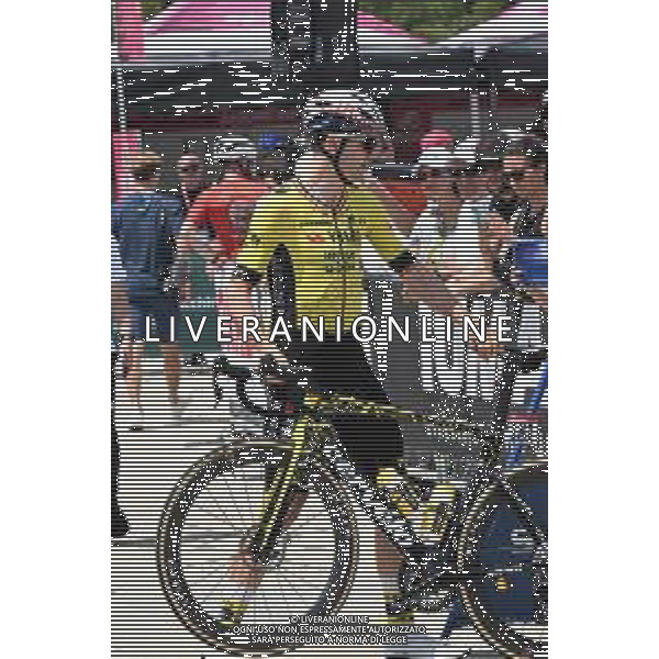 11-05-2025 Giro D\'italia; Tappa 03 Vlore - Vlore; 2025, Visma - Lease A Bike; Van Aert, Wout; Vlore; ©SIROTTI - AGENZIA ALDO LIVERANI SAS