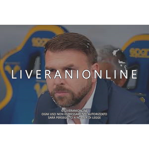 TVEM May 11, 2025 Verona, Italy - Hellas Verona vs US Lecce - Italian soccer serie A 2024/25 - Marcantonio Bentegodi Stadium. In the pic: coach Paolo Zanetti of Hellas Verona foto emmanuele mastrodonato-ag aldo liverani sas