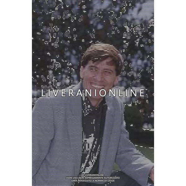 DIAP-RETROSPETTIVA GIANNI MORANDI CANTANTE NELLA FOTO GIANNI MORANDI NELL\'ANNO 1993 A MILANO AG ALDO LIVERANI SAS 