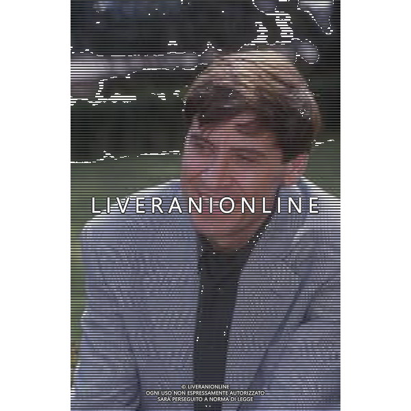 DIAP-RETROSPETTIVA GIANNI MORANDI CANTANTE NELLA FOTO GIANNI MORANDI NELL\'ANNO 1993 A MILANO AG ALDO LIVERANI SAS 