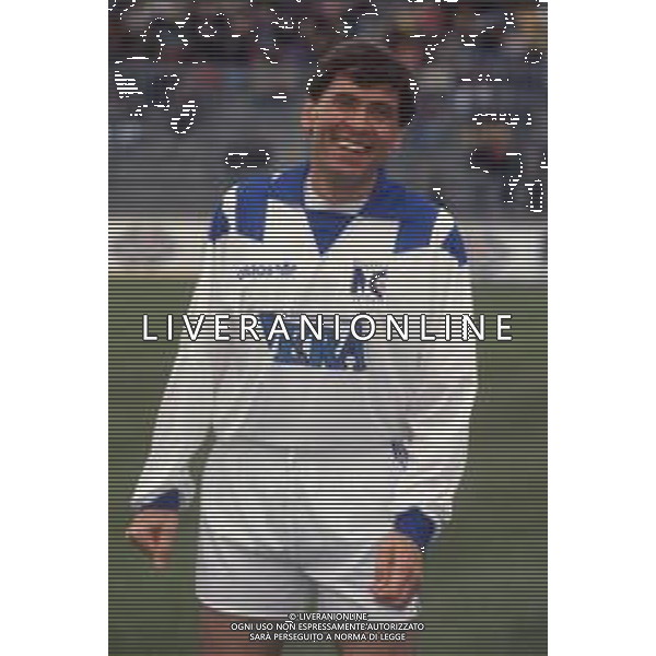 DIAP-RETROSPETTIVA GIANNI MORANDI CANTANTE NELLA FOTO GIANNI MORANDI GIOCA A CALCIO AG ALDO LIVERANI SAS