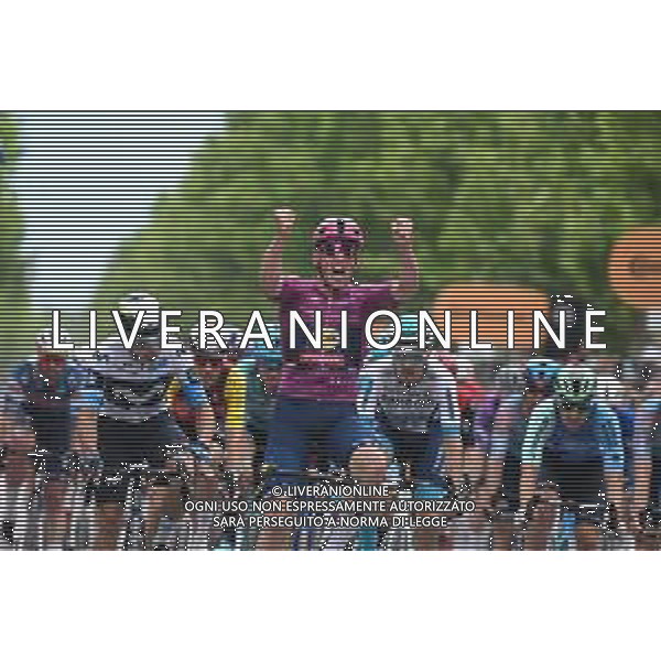 11-05-2025 Giro D\'italia; Tappa 03 Vlore - Vlore; 2025, Lidl - Trek; Pedersen, Mads; Vlore; ©SIROTTI - AGENZIA ALDO LIVERANI SAS