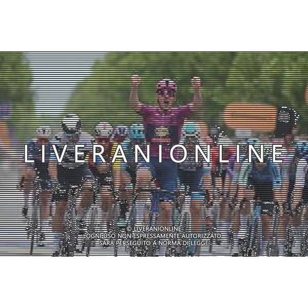 11-05-2025 Giro D\'italia; Tappa 03 Vlore - Vlore; 2025, Lidl - Trek; Pedersen, Mads; Vlore; ©SIROTTI - AGENZIA ALDO LIVERANI SAS
