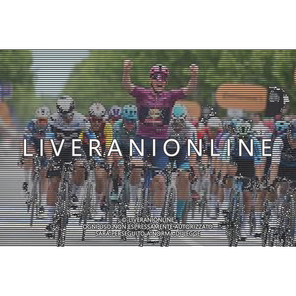 11-05-2025 Giro D\'italia; Tappa 03 Vlore - Vlore; 2025, Lidl - Trek; Pedersen, Mads; Vlore; ©SIROTTI - AGENZIA ALDO LIVERANI SAS