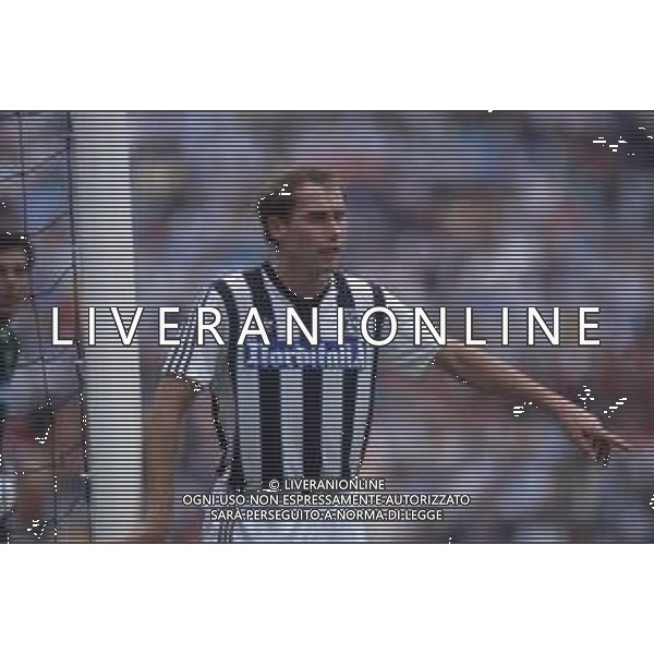 DIAP-RETROSPETTIVA FULVIO BONOMI CALCIATORE NELLA FOTO FULVIO BONOMI CON LA MAGLIA DELL\'ASCOLI CALCIO AG ALDO LIVERANI SAS