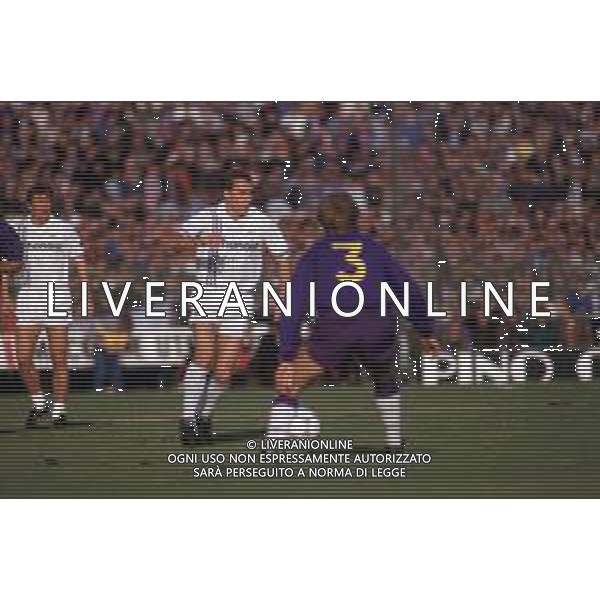 DIAP-RETROSPETTIVA FULVIO BONOMI CALCIATORE NELLA FOTO FULVIO BONOMI CON LA MAGLIA DELLA SAMPDORIA CALCIO AG ALDO LIVERANI SAS