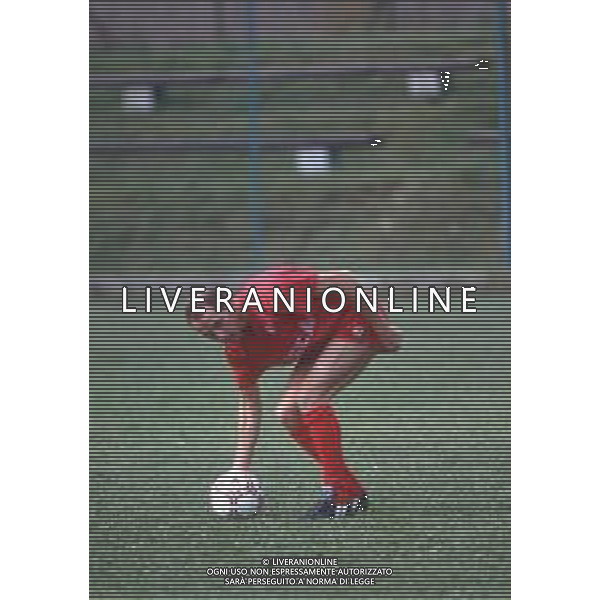 DIAP-RETROSPETTIVA FULVIO BONOMI CALCIATORE NELLA FOTO FULVIO BONOMI CON LA MAGLIA DELLA CREMONESE CALCIO AG ALDO LIVERANI SAS