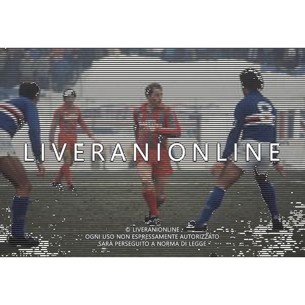 DIAP-RETROSPETTIVA FULVIO BONOMI CALCIATORE NELLA FOTO FULVIO BONOMI CON LA MAGLIA DELLA CREMONESE CALCIO AG ALDO LIVERANI SAS
