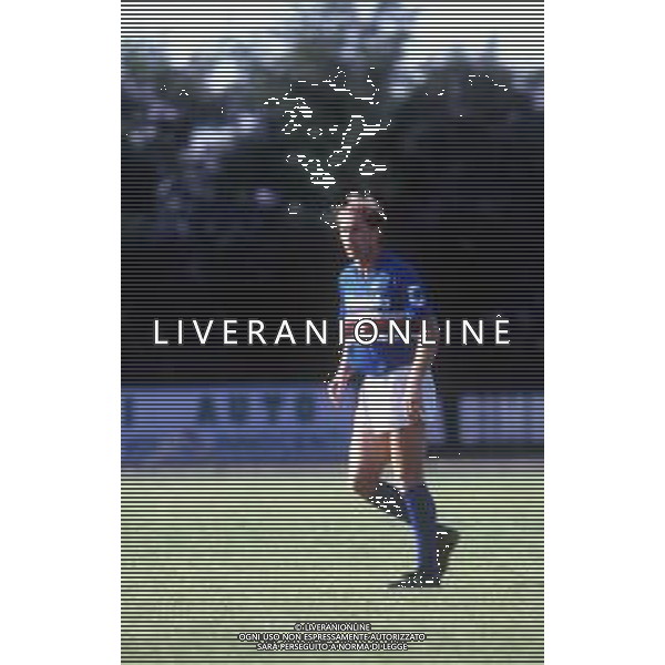 DIAP-RETROSPETTIVA FULVIO BONOMI CALCIATORE NELLA FOTO FULVIO BONOMI CON LA MAGLIA DELLA SAMPDORIA CALCIO AG ALDO LIVERANI SAS
