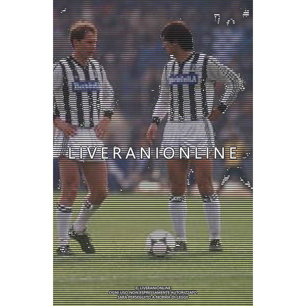 DIAP-RETROSPETTIVA FULVIO BONOMI CALCIATORE NELLA FOTO FULVIO BONOMI CON LA MAGLIA DELL\'ASCOLI CALCIO AG ALDO LIVERANI SAS
