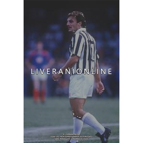 DIAP-RETROSPETTIVA FULVIO SIMONINI CALCIATORE NELLA FOTO FULVIO SIMONINI CON LA MAGLIA DELL\'UDINESE CALCIO AG ALDO LIVERANI SAS