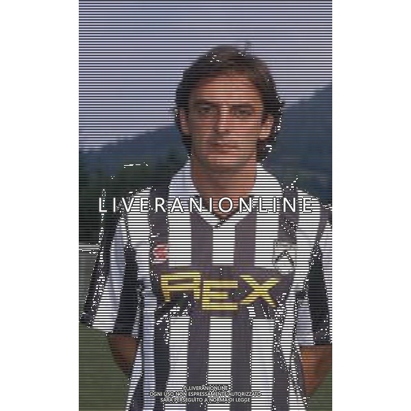 DIAP-RETROSPETTIVA FULVIO SIMONINI CALCIATORE NELLA FOTO FULVIO SIMONINI CON LA MAGLIA DELL\'UDINESE CALCIO AG ALDO LIVERANI SAS