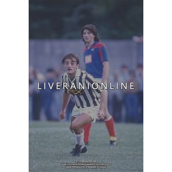 DIAP-RETROSPETTIVA FULVIO SIMONINI CALCIATORE NELLA FOTO FULVIO SIMONINI CON LA MAGLIA DELL\'UDINESE CALCIO AG ALDO LIVERANI SAS