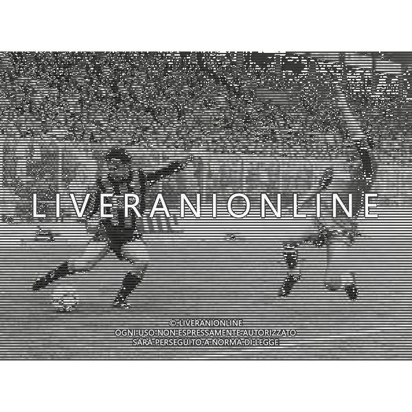 ST-RETROSPETTIVA FULVIO SIMONINI CALCIATORE NELLA FOTO FULVIO SIMONINI CON LA MAGLIA DELL\'ATALANTA CALCIO AG ALDO LIVERANI SAS