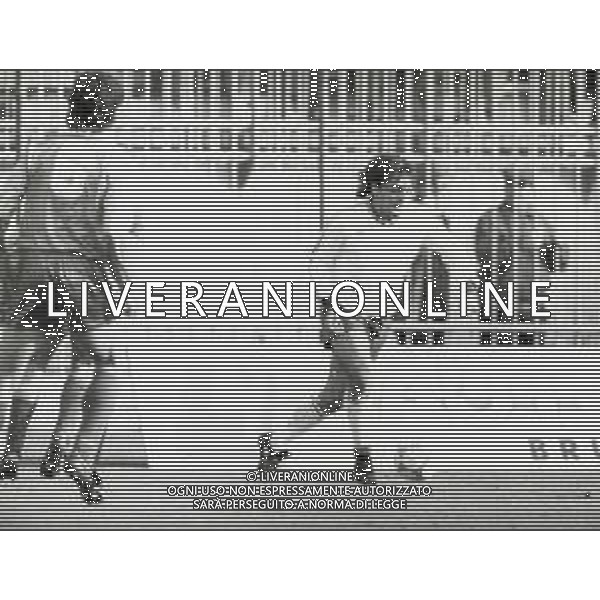 DIAP-RETROSPETTIVA FULVIO SIMONINI CALCIATORE NELLA FOTO FULVIO SIMONINI CON LA MAGLIA DELLA REGGINA CALCIO AG ALDO LIVERANI SAS