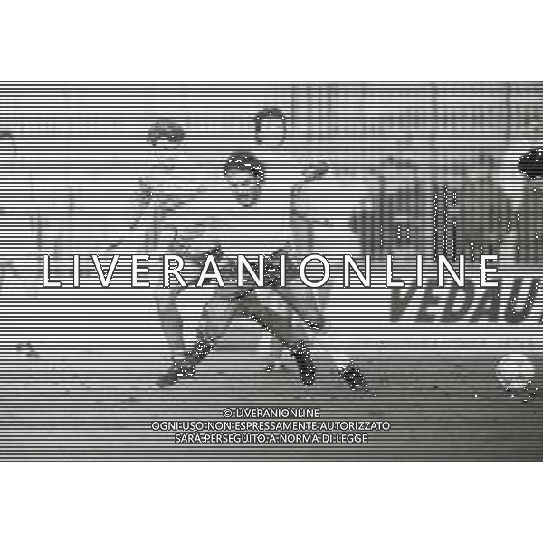 DIAP-RETROSPETTIVA FULVIO SIMONINI CALCIATORE NELLA FOTO FULVIO SIMONINI CON LA MAGLIA DELLA REGGINA CALCIO AG ALDO LIVERANI SAS