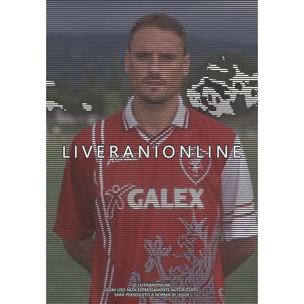 DIAP-RETROSPETTIVA GIANLUCA PETRACHI CALCIATORE NELLA FOTO GIANLUCA PETRACHI CON LA MAGLIA DEL PERUGIA CALCIO AG ALDO LIVERANI SAS