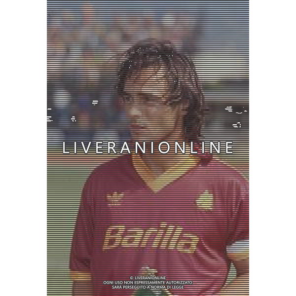 DIAP-RETROSPETTIVA GIUSEPPE GIANNINI CALCIATORE NELLA FOTO GIUSEPPE GIANNINI CON LA MAGLIA DELLA ROMA CALCIO AG ALDO LIVERANI SAS