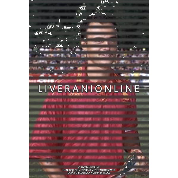 DIAP-RETROSPETTIVA GIUSEPPE GIANNINI CALCIATORE NELLA FOTO GIUSEPPE GIANNINI CON LA MAGLIA DELLA ROMA CALCIO AG ALDO LIVERANI SAS