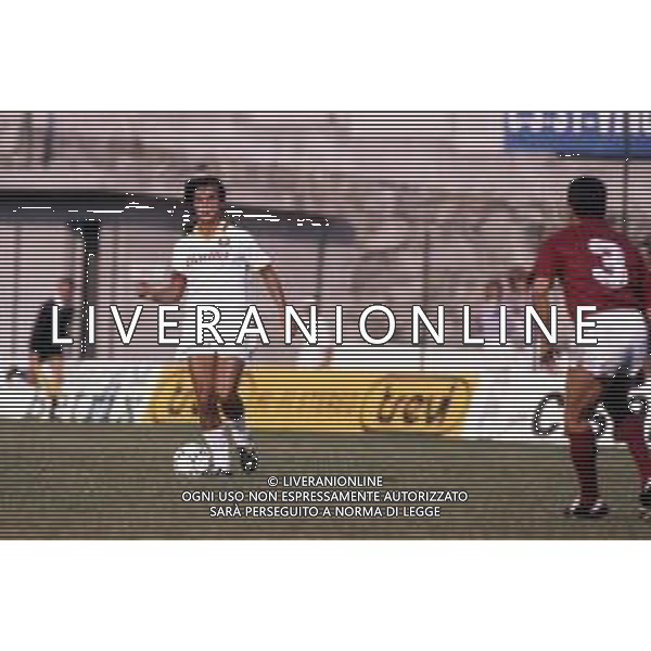 DIAP-RETROSPETTIVA GIUSEPPE GIANNINI CALCIATORE NELLA FOTO GIUSEPPE GIANNINI CON LA MAGLIA DELLA ROMA CALCIO AG ALDO LIVERANI SAS