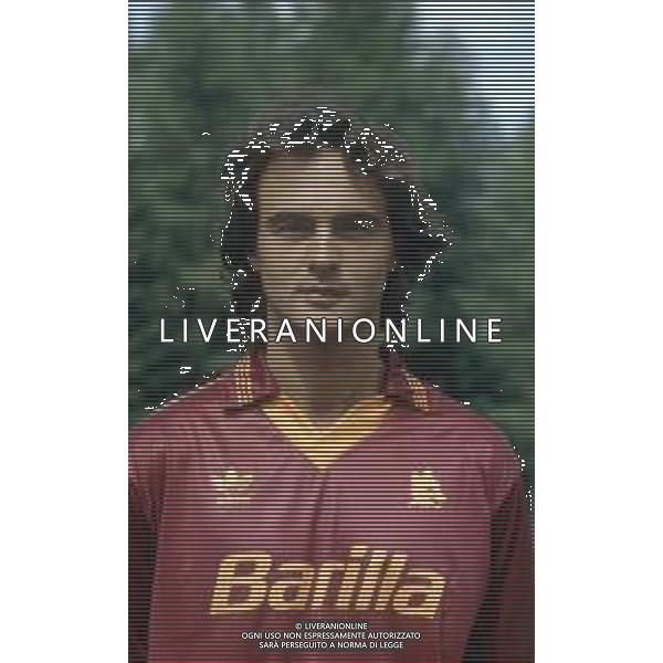 DIAP-RETROSPETTIVA GIUSEPPE GIANNINI CALCIATORE NELLA FOTO GIUSEPPE GIANNINI CON LA MAGLIA DELLA ROMA CALCIO AG ALDO LIVERANI SAS