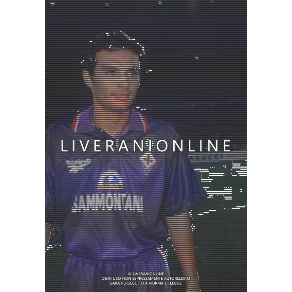 DIAP-RETROSPETTIVA GIULIO FALCONE CALCIATORE NELLA FOTO GIULIO FALCONE CON LA MAGLIA DELLA FIORENTINA CALCIO AG ALDO LIVERANI SAS