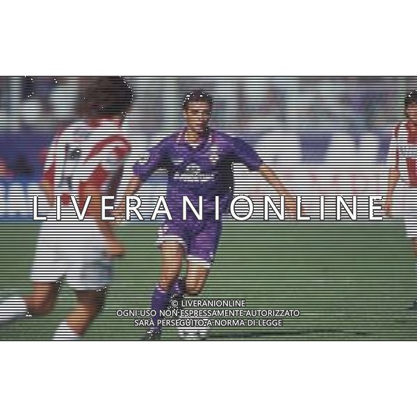 DIAP-RETROSPETTIVA GIULIO FALCONE CALCIATORE NELLA FOTO GIULIO FALCONE CON LA MAGLIA DELLA FIORENTINA CALCIO AG ALDO LIVERANI SAS