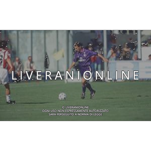 DIAP-RETROSPETTIVA GIULIO FALCONE CALCIATORE NELLA FOTO GIULIO FALCONE CON LA MAGLIA DELLA FIORENTINA CALCIO AG ALDO LIVERANI SAS