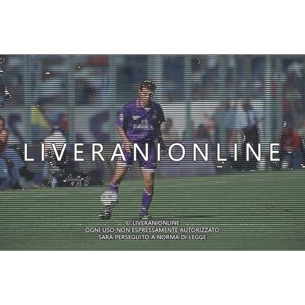 DIAP-RETROSPETTIVA GIULIO FALCONE CALCIATORE NELLA FOTO GIULIO FALCONE CON LA MAGLIA DELLA FIORENTINA CALCIO AG ALDO LIVERANI SAS