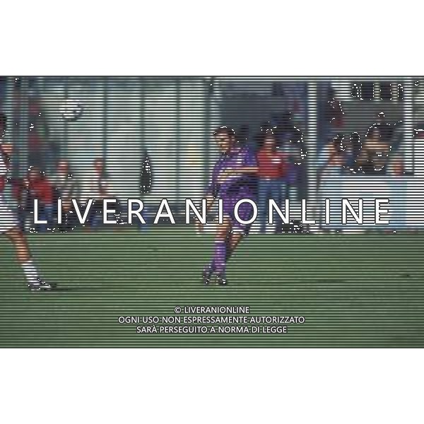 DIAP-RETROSPETTIVA GIULIO FALCONE CALCIATORE NELLA FOTO GIULIO FALCONE CON LA MAGLIA DELLA FIORENTINA CALCIO AG ALDO LIVERANI SAS