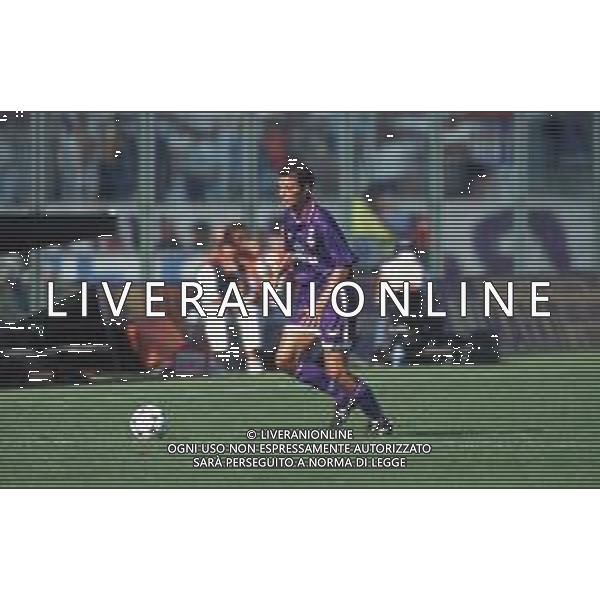 DIAP-RETROSPETTIVA GIULIO FALCONE CALCIATORE NELLA FOTO GIULIO FALCONE CON LA MAGLIA DELLA FIORENTINA CALCIO AG ALDO LIVERANI SAS