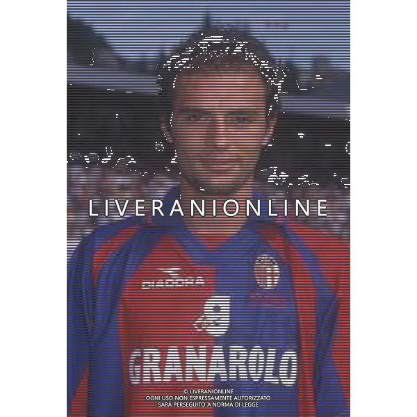 DIAP-RETROSPETTIVA GIULIO FALCONE CALCIATORE NELLA FOTO GIULIO FALCONE CON LA MAGLIA DEL BOLOGNA CALCIO AG ALDO LIVERANI SAS