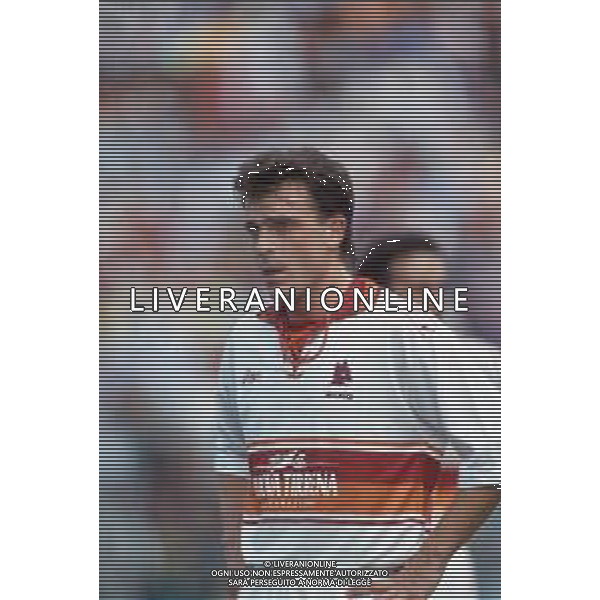 DIAP-RETROSPETTIVA GIOVANNI PIACENTINI CALCIATORE NELLA FOTO GIOVANNI PIACENTINI CON LA MAGLIA DELLA ROMA CALCIO AG ALDO LIVERANI SAS