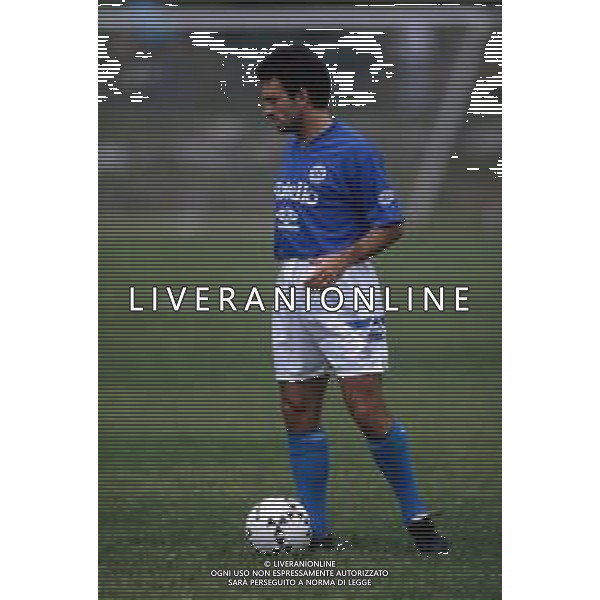 DIAP-RETROSPETTIVA GIORGIO BRESCIANI CALCIATORE NELLA FOTO GIORGIO BRESCIANI CON LA MAGLIA DEL NAPOLI CALCIO AG ALDO LIVERANI SAS
