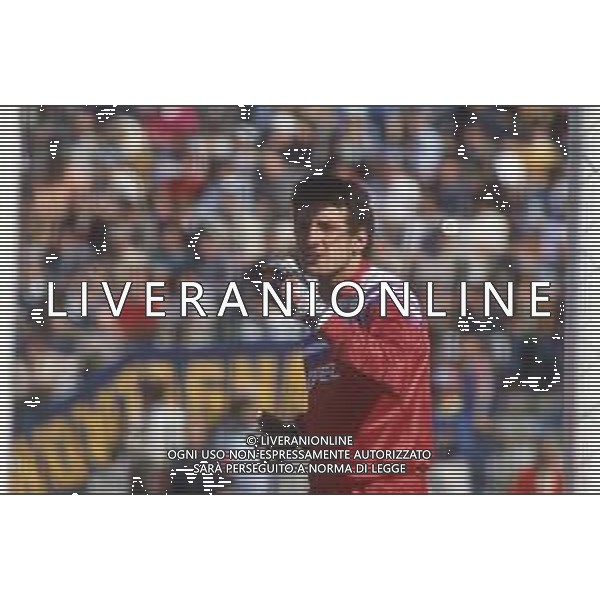 DIAP-RETROSPETTIVA GIOVANNI GALLI CALCIATORE NELLA FOTO GIOVANNI GALLI CON LA MAGLIA DELL FIORENTINA CALCIO AG ALDO LIVERANI SAS