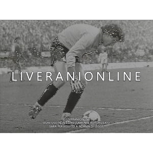 ST-RETROSPETTIVA GIOVANNI GALLI CALCIATORE NELLA FOTO GIOVANNI GALLI CON LA MAGLIA DELL FIORENTINA CALCIO AG ALDO LIVERANI SAS