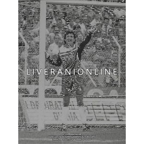 ST-RETROSPETTIVA GIOVANNI GALLI CALCIATORE NELLA FOTO GIOVANNI GALLI CON LA MAGLIA DELL FIORENTINA CALCIO AG ALDO LIVERANI SAS