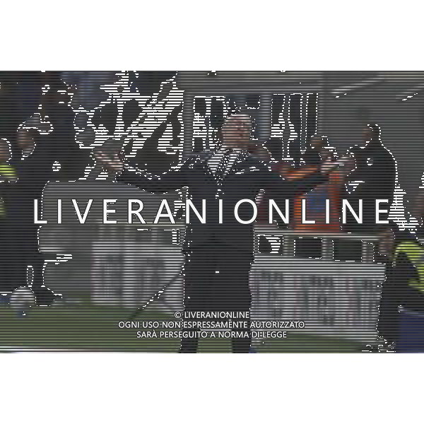 Claudio Ranieri Head Coach of AS Roma gestures during Atalanta BC vs AS Roma, 36° Serie A Enilive 2024-25 game at Gewiss stadium in Bergamo (BG), Italy, on May 12, 2025. (Photo by Davide Casentini)- AGENZIA ALDO LIVERANI SAS