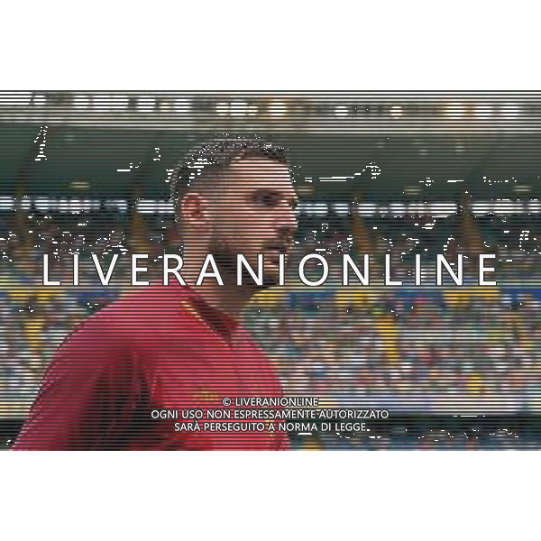 TVEM May 11, 2025 Verona, Italy - Hellas Verona vs US Lecce - Italian soccer serie A 2024/25 - Marcantonio Bentegodi Stadium. . In the pic: Wladimiro Falcone of US Lecce ©TVEM Emmanuele Mastrodonato - AGENZIA ALDO LIVERANI SAS
