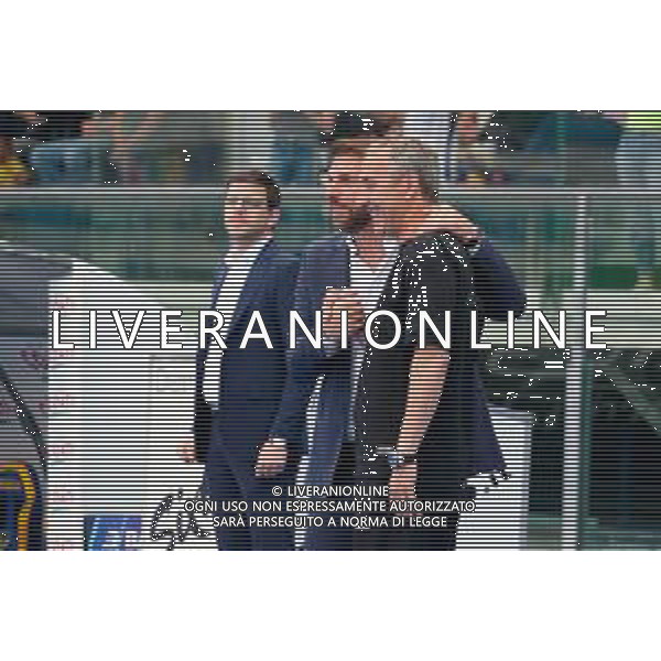 TVEM May 11, 2025 Verona, Italy - Hellas Verona vs US Lecce - Italian soccer serie A 2024/25 - Marcantonio Bentegodi Stadium. . In the pic: coach Paolo Zanetti of Hellas Verona and coach Marco Giampaolo of US Lecce ©TVEM Emmanuele Mastrodonato - AGENZIA ALDO LIVERANI SAS