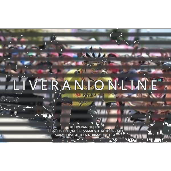 13-05-2025 Giro D\'italia; Tappa 04 Alberobello - Lecce; 2025, Visma - Lease A Bike; Van Aert, Wout; Alberobello; ©SIROTTI - AGENZIA ALDO LIVERANI SAS